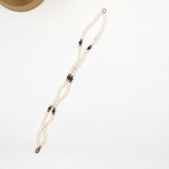 White Oval Freshwater Pearl & Amethyst Double Bracelet - Picture 2 of 2